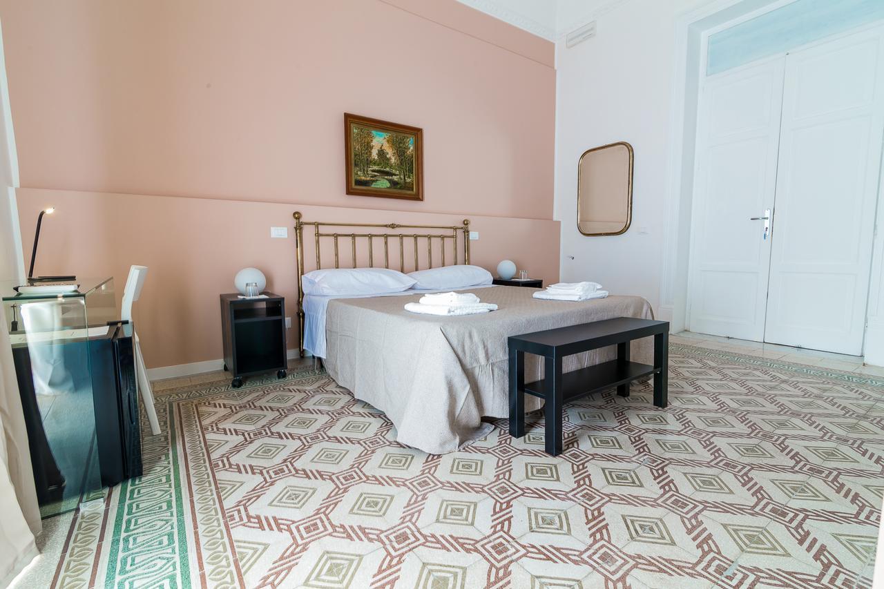 Liberty Suites Palermo Bagian luar foto