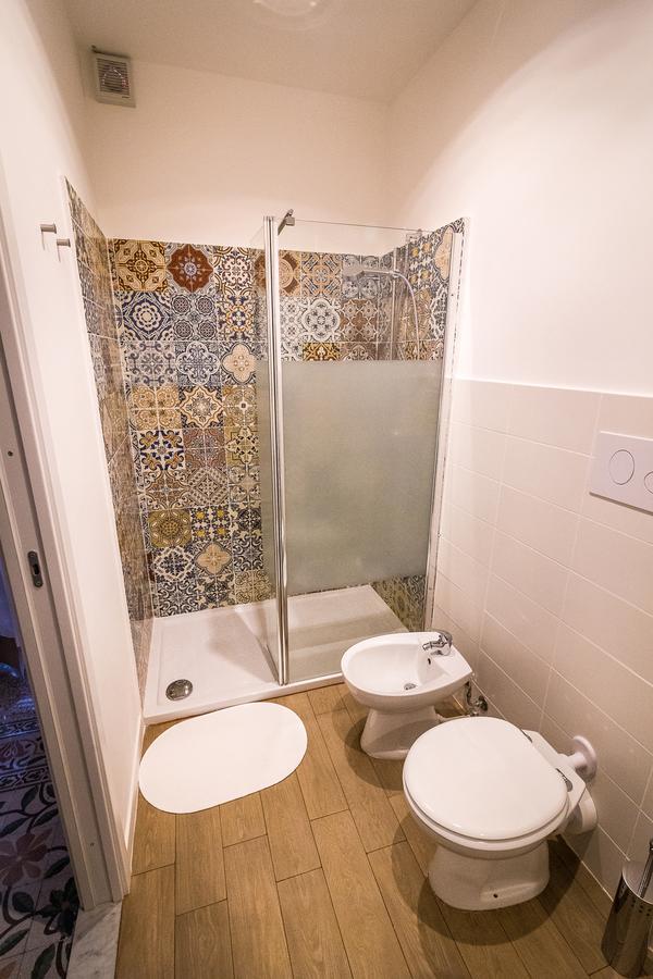 Liberty Suites Palermo Bagian luar foto