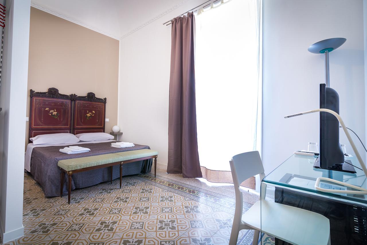 Liberty Suites Palermo Bagian luar foto