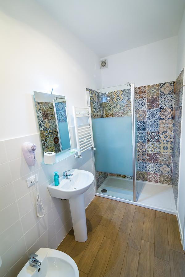 Liberty Suites Palermo Bagian luar foto